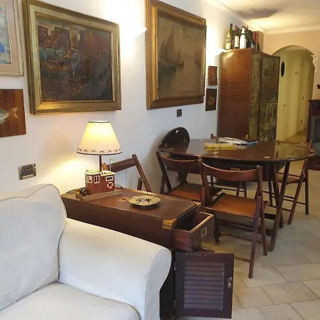 La Prua Апартаменты *